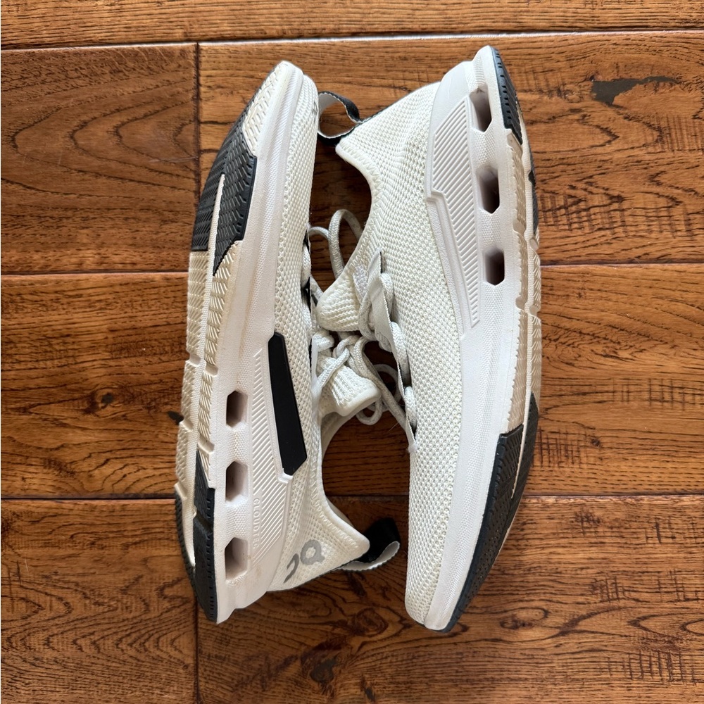 On Running Sneakers